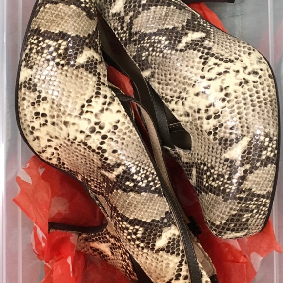 Women's Faryl Robin snakeskin-look slingback wedge - Picture 12 of 12